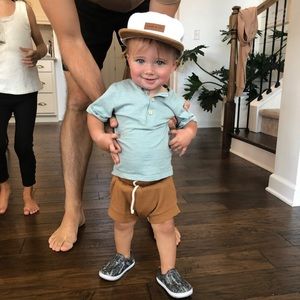 Cash and co hat size s/m EUC